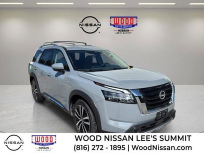 Used 2023 Nissan Pathfinder Platinum w/ Cargo Package
