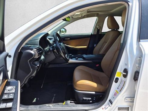 Used 2017 Lexus IS 200t RWD image 17