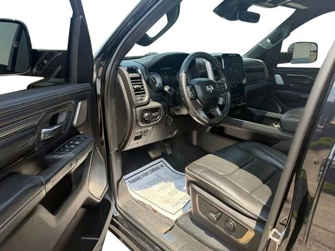 Used 2019 RAM 1500 Limited AWD/4WD image 11
