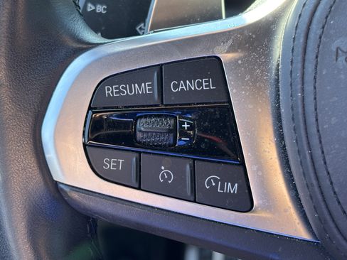 Used 2023 BMW 330i Sedan w/ M Sport Package RWD image 19