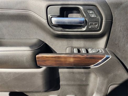 Used 2019 GMC Sierra 1500 SLT image 23