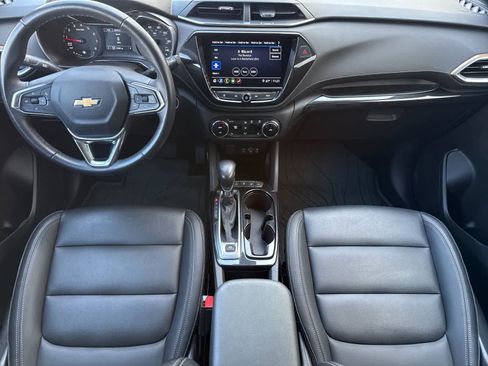 Used 2021 Chevrolet TrailBlazer ACTIV w/ Convenience Package AWD/4WD image 3