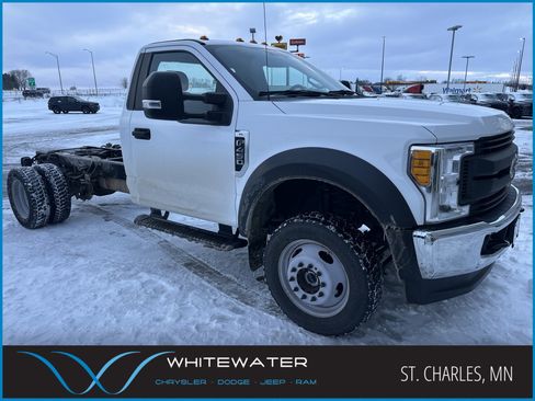 Used 2017 Ford F450 XL w/ Power Equipment Group image 1