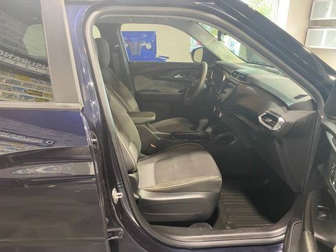 Used 2021 Chevrolet TrailBlazer LT w/ Sun and Liftgate Package AWD/4WD image 18