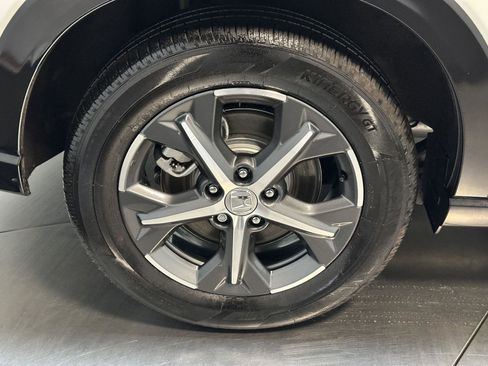 Used 2025 Honda HR-V EX-L image 16