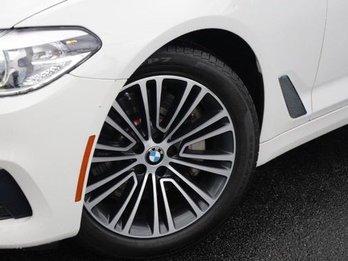 Used 2019 BMW 530i w/ Convenience Package RWD image 26