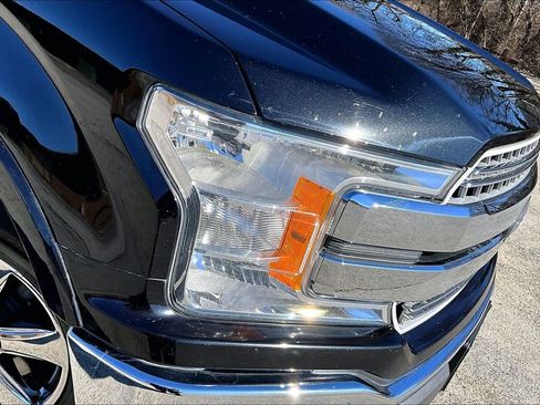 Used 2020 Ford F150 Lariat image 31