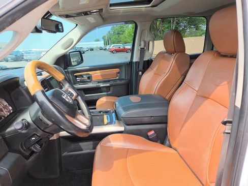 Used 2018 RAM 1500 Laramie Longhorn w/ Convenience Group AWD/4WD image 26