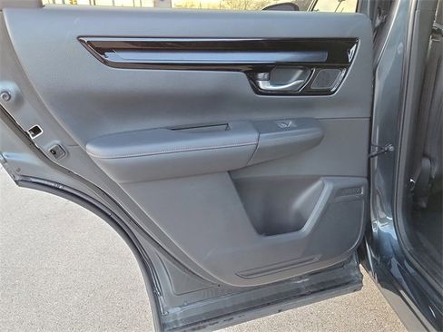 Used 2023 Honda CR-V Sport Touring image 12