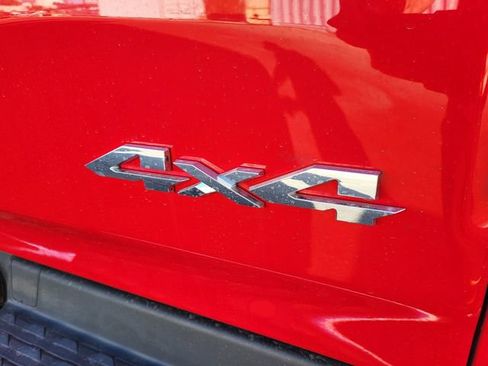 Used 2024 RAM 1500 Laramie AWD/4WD image 10