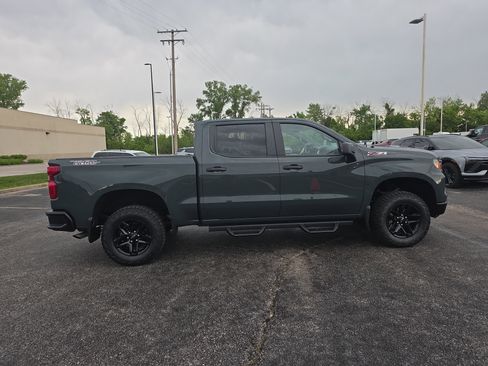 Used 2026 Chevrolet Silverado 1500 Custom Trail Boss AWD/4WD image 2