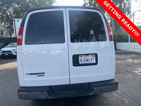Used 2016 Chevrolet Express 2500 LT w/ LT Preferred Equipment Group image 5