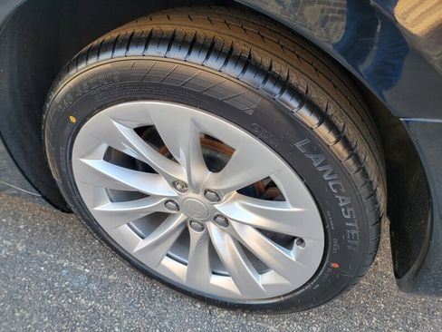 Used 2018 Tesla Model S 75D image 34