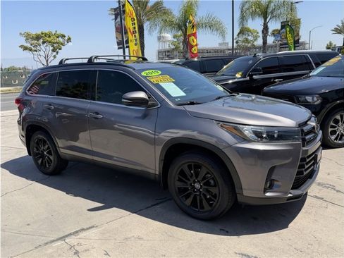 Used 2019 Toyota Highlander SE FWD image 51