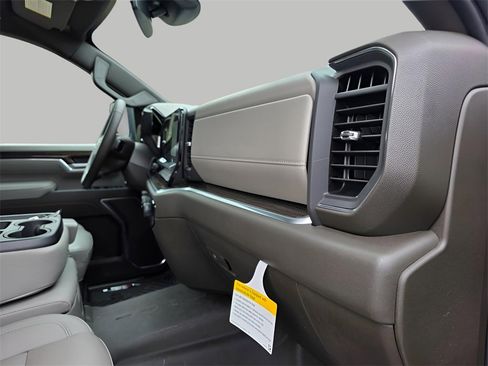 New 2026 Chevrolet Silverado 2500 LT w/ Texas Edition image 18