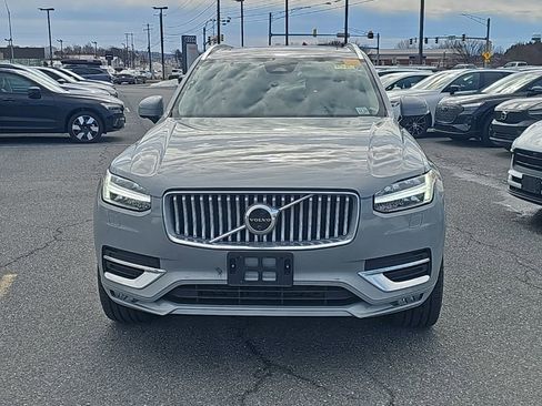 Used 2025 Volvo XC90 B6 Plus image 16