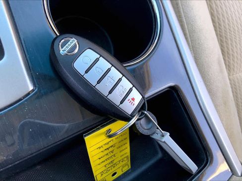 Used 2013 Nissan Altima 2.5 SV image 15