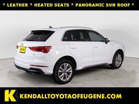 Used 2023 Audi Q3 2.0T Premium image 5