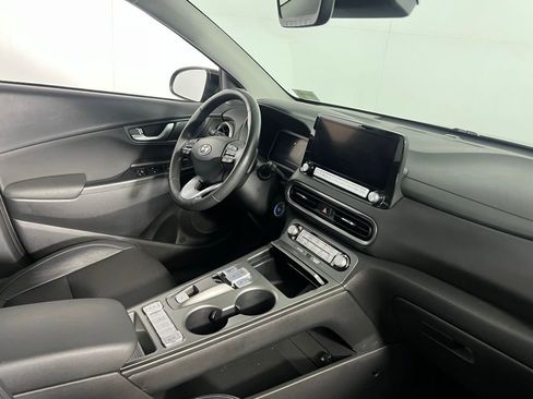 Used 2022 Hyundai Kona Limited w/ Cargo Package image 32