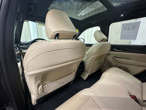 Used 2023 Jeep Grand Cherokee 4WD 4xe image 21