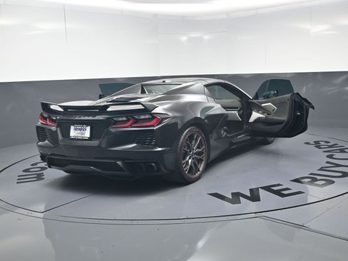 Used 2023 Chevrolet Corvette Stingray Premium Conv w/ Z51 Performance Package image 22