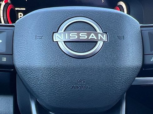 New 2026 Nissan Pathfinder SL FWD image 5