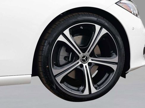 New 2026 Mercedes-Benz C 300 4MATIC Sedan image 9