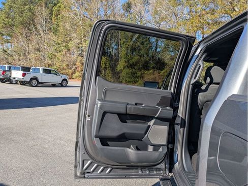 Used 2022 Ford F150 XLT w/ Equipment Group 302A High image 25