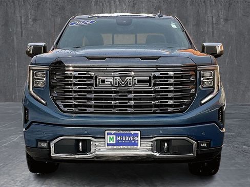 Used 2024 GMC Sierra 1500 Denali Ultimate image 2