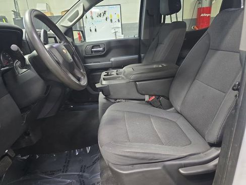 Used 2020 Chevrolet Silverado 1500 Custom w/ Custom Value Package image 14