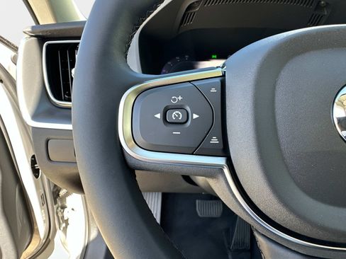 Certified 2025 Volvo XC60 B5 Core w/ Climate Package PRO image 29