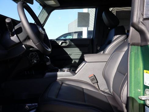 New 2025 Ford Bronco Badlands image 22