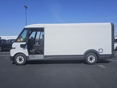 Used 2024 Chevrolet Brightdrop 600 w/ Commercial Equipment Package AWD/4WD image 7
