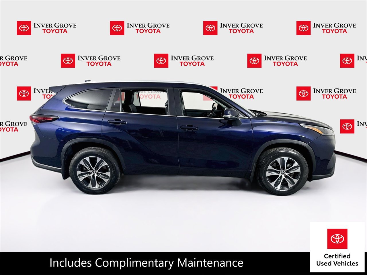 Used 2026 Toyota Highlander XLE AWD/4WD image 4