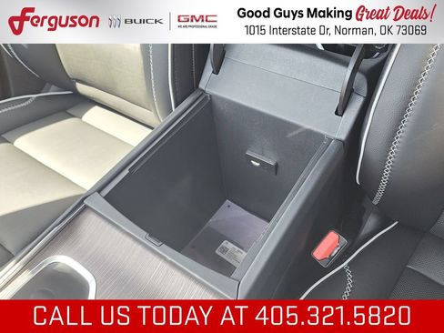 New 2026 GMC Acadia Denali w/ Super Cruise Package FWD image 37