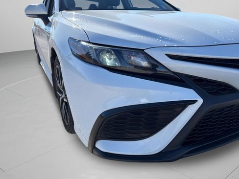 Used 2024 Toyota Camry SE image 42