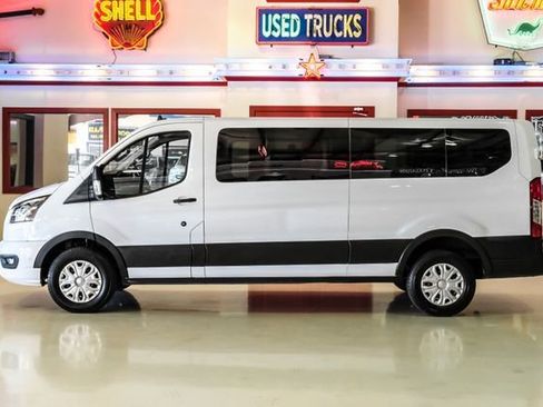 Used 2023 Ford Transit 350 XLT image 11