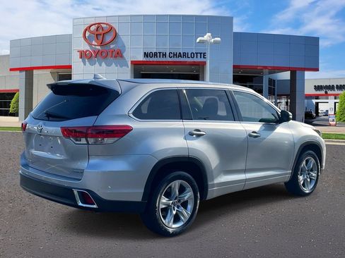 Used 2017 Toyota Highlander Limited FWD image 7