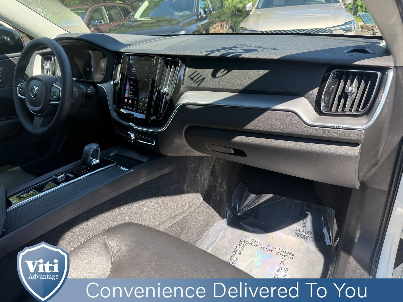 Used 2024 Volvo XC60 B5 Core w/ Protection Package Premier AWD/4WD image 30