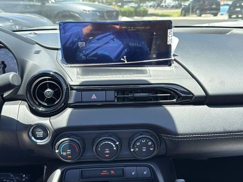 New 2026 MAZDA MX-5 Miata Club w/ Interior Package RWD image 14