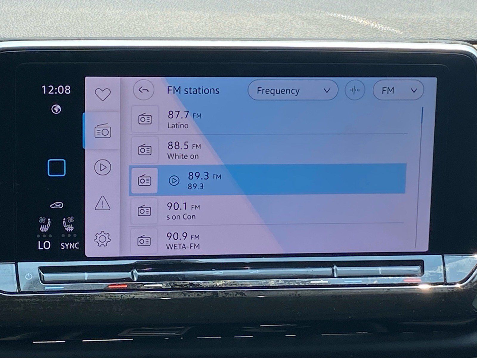 Certified 2025 Volkswagen Atlas SE w/ Panoramic Sunroof Package AWD/4WD image 7