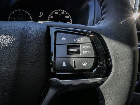 New 2026 Honda Odyssey Touring image 19