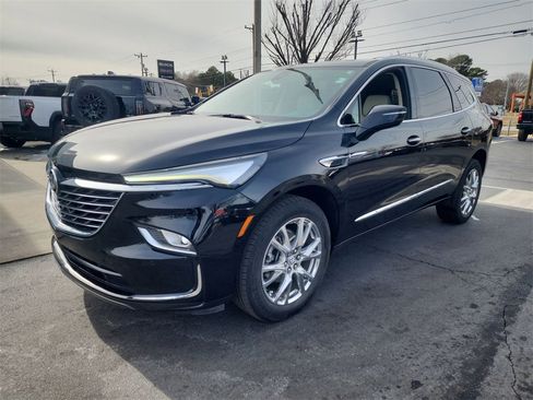 Certified 2023 Buick Enclave Essence w/ Experience Buick Package image 4