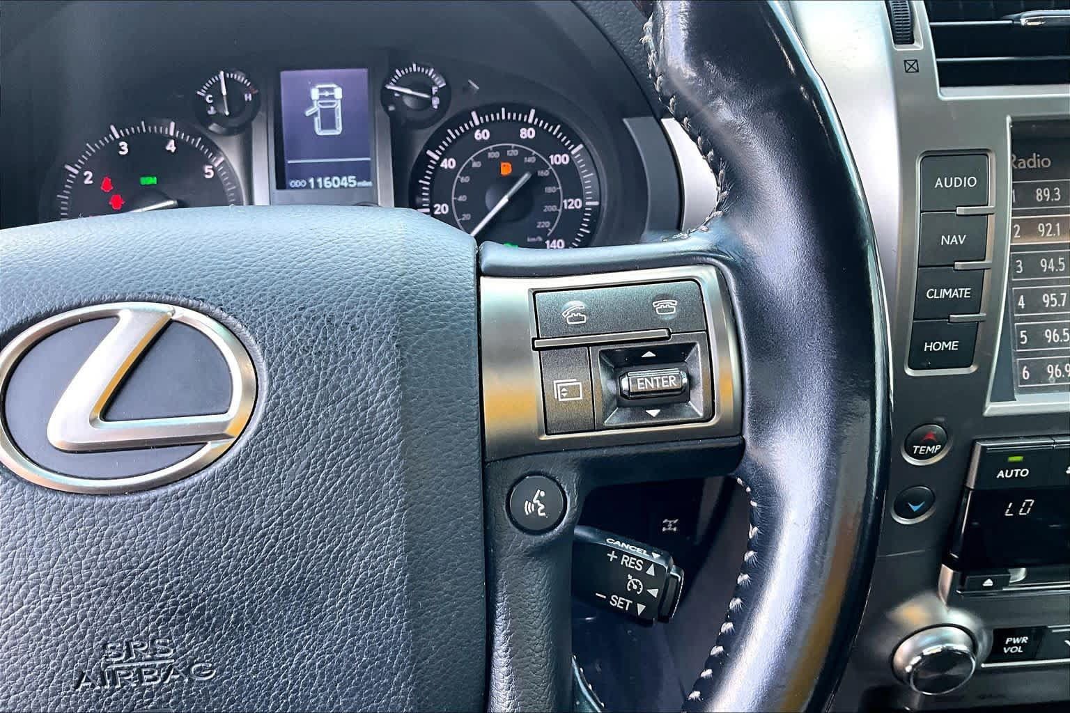 Used 2016 Lexus GX 460 w/ Premium Package AWD/4WD image 25