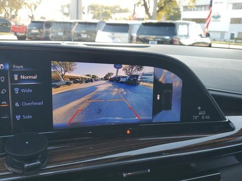 Used 2023 Cadillac Escalade Luxury image 29