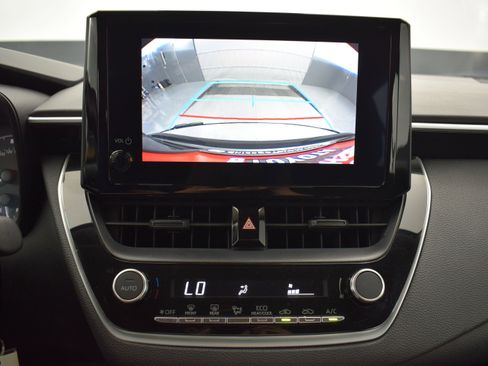 Used 2024 Toyota Corolla LE FWD image 15
