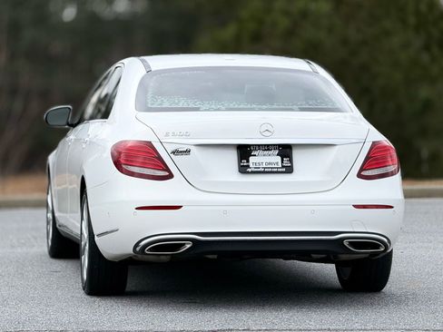 Used 2017 Mercedes-Benz E 300 image 4