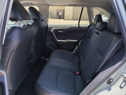 Used 2022 Toyota RAV4 XLE Premium FWD image 12