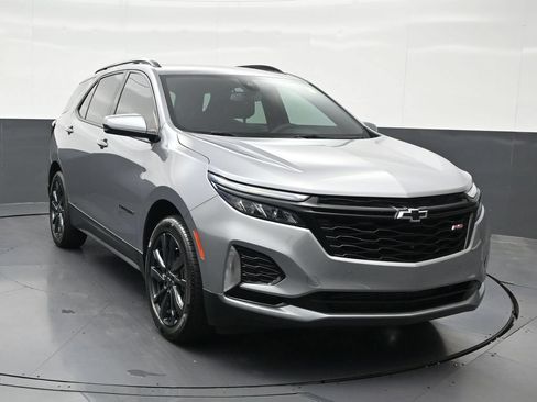 Used 2024 Chevrolet Equinox RS w/ RS Leather Package FWD image 8