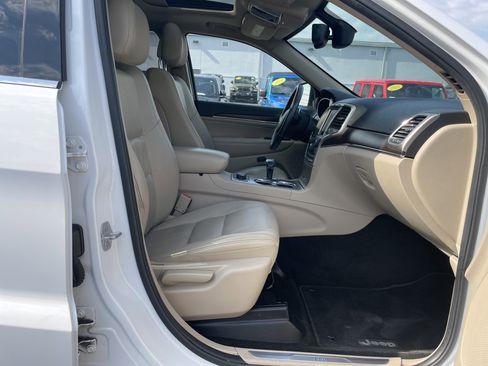 Used 2014 Jeep Grand Cherokee Limited image 13